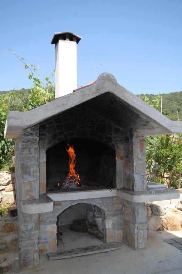 Apartments And Rooms By The Sea Cove Soline, Dugi Otok - 448 Veli Rat Esterno foto