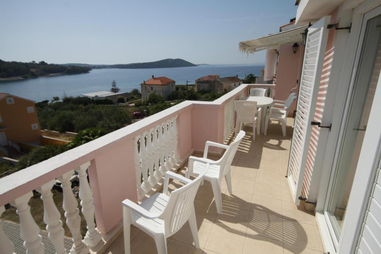 Apartments And Rooms By The Sea Cove Soline, Dugi Otok - 448 Veli Rat Esterno foto